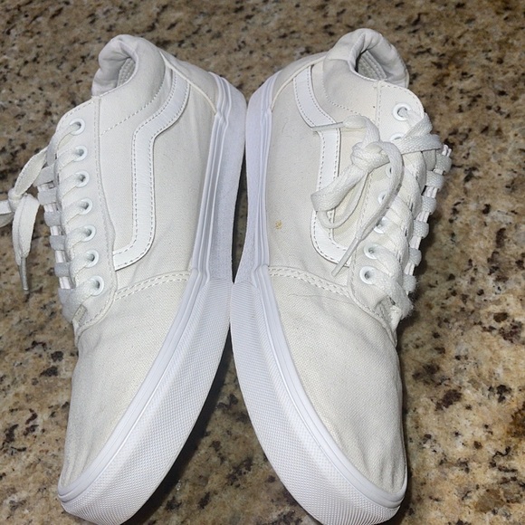 White Vans - Picture 5 of 10
